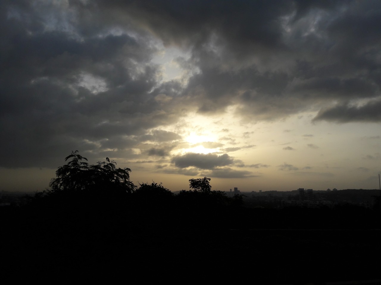 End of the day. Free Skies photos