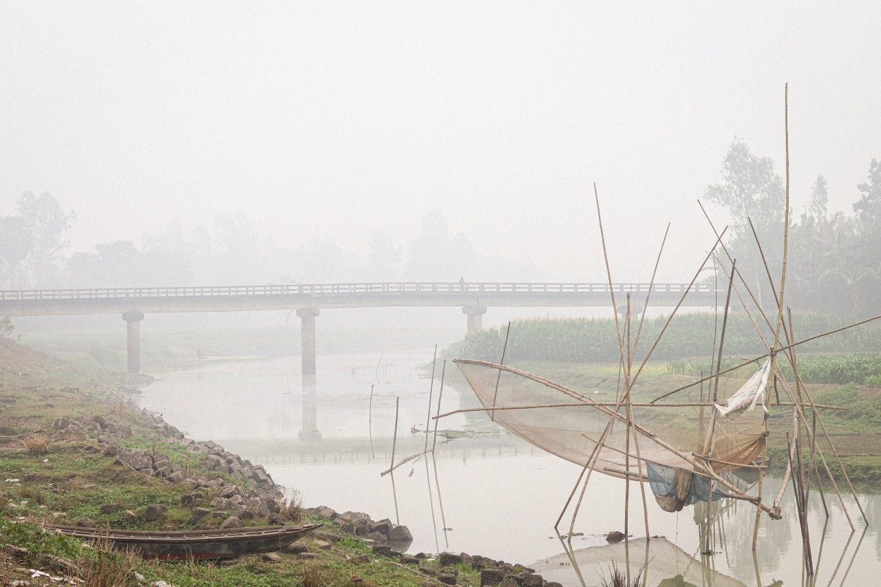 The Shadow Far Bridge. Free Landscapes photos