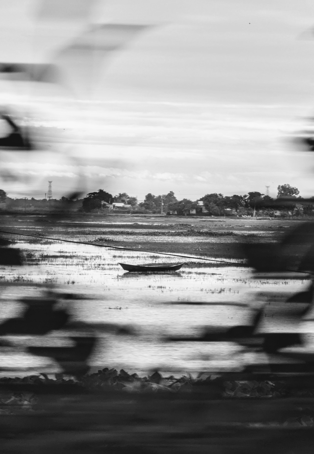 the lonely boat. Free Landscapes photos