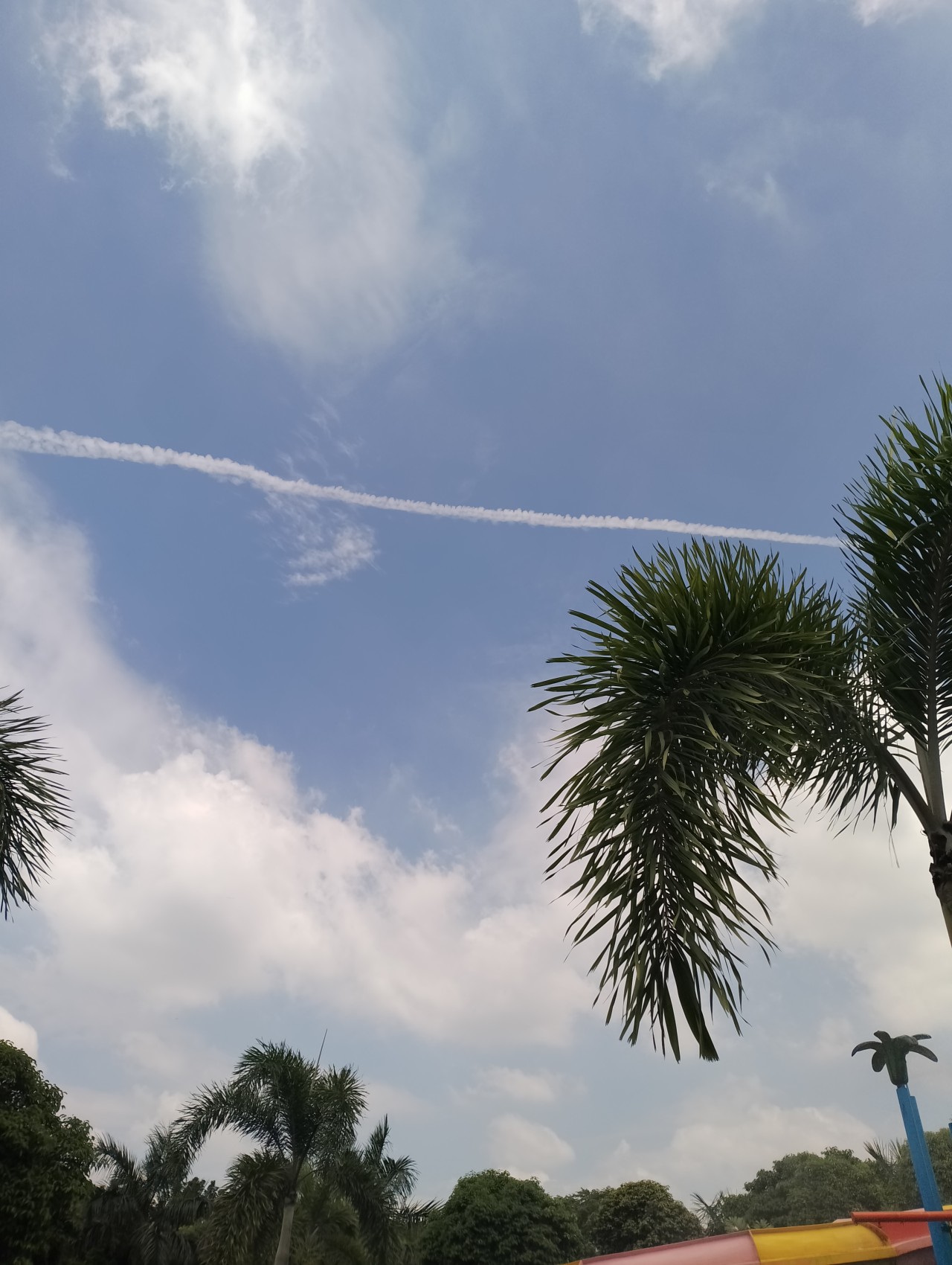 Beautiful sky. Free Skies photos